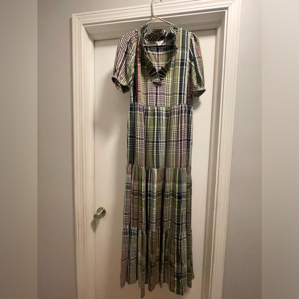 Crown and Ivy Olive Green Pleated Maxi Dress